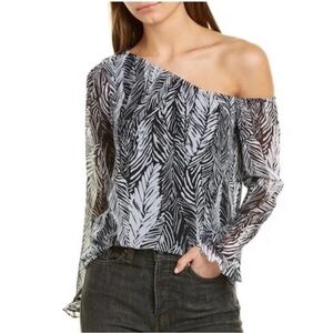 Club Monaco Daphins One-Shoulder Top